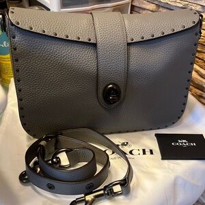 Coach 1941 glovetanned tea rose bag